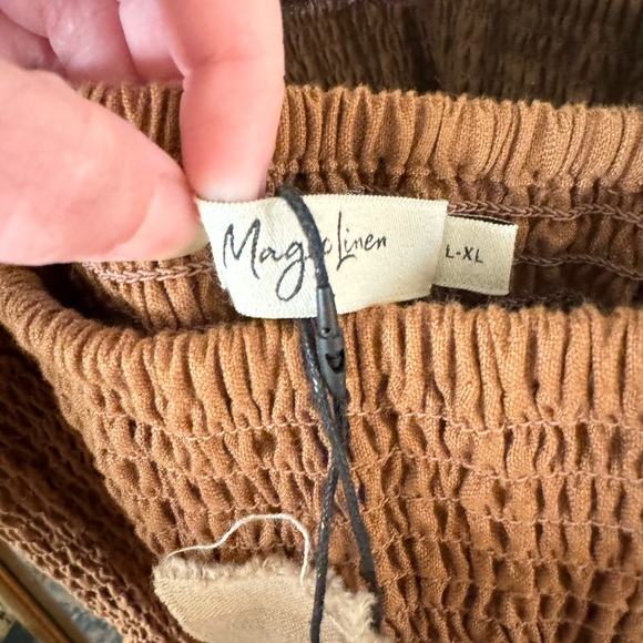 Magic Linen Midi Dress - Picture 2 of 4